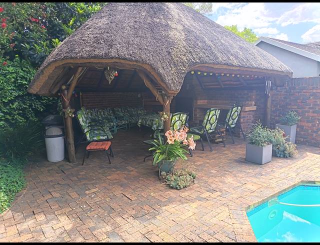 3 BEDROOM HOUSE FOR SALE IN GOLF PARK
